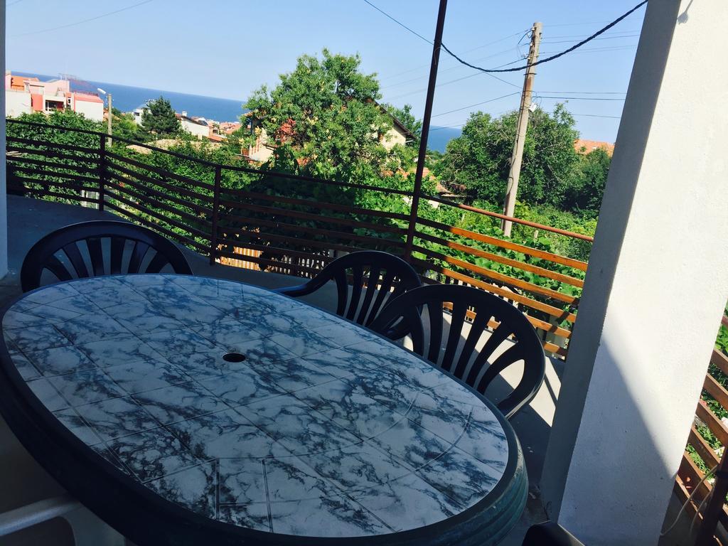Petrovi Guest House Obzor Room photo