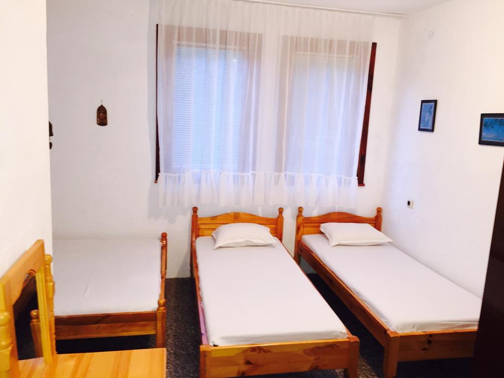 Petrovi Guest House Obzor Room photo